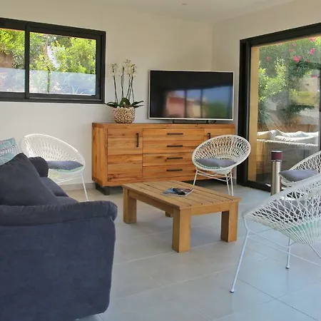 וילה Vue Mer, Piscine Chauffee, Tennis *