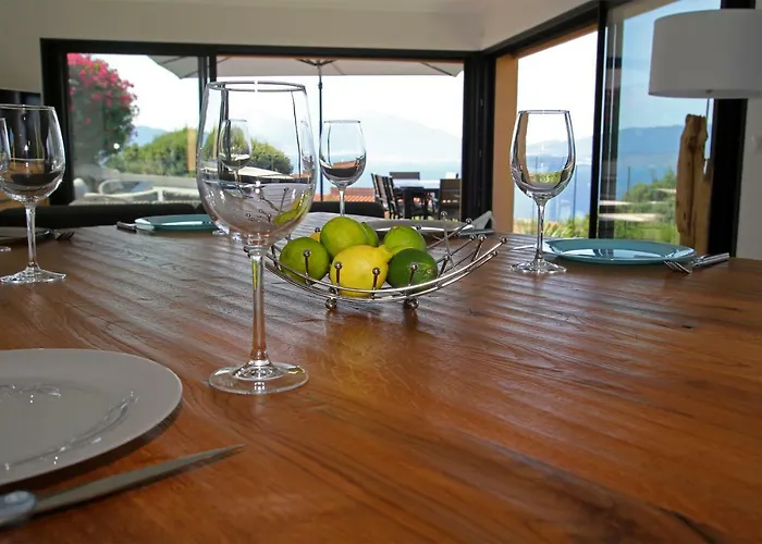 Vue Mer, Piscine Chauffee, Tennis * Porticcio (Corsica)