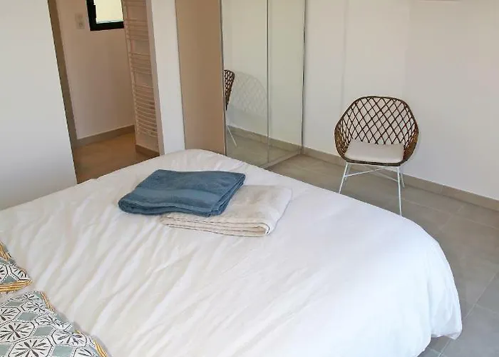 Vue Mer, Piscine Chauffee, Tennis 别墅 *